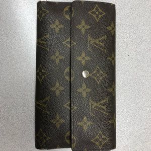Authentic Well Loved Louis Vuitton Wallet
